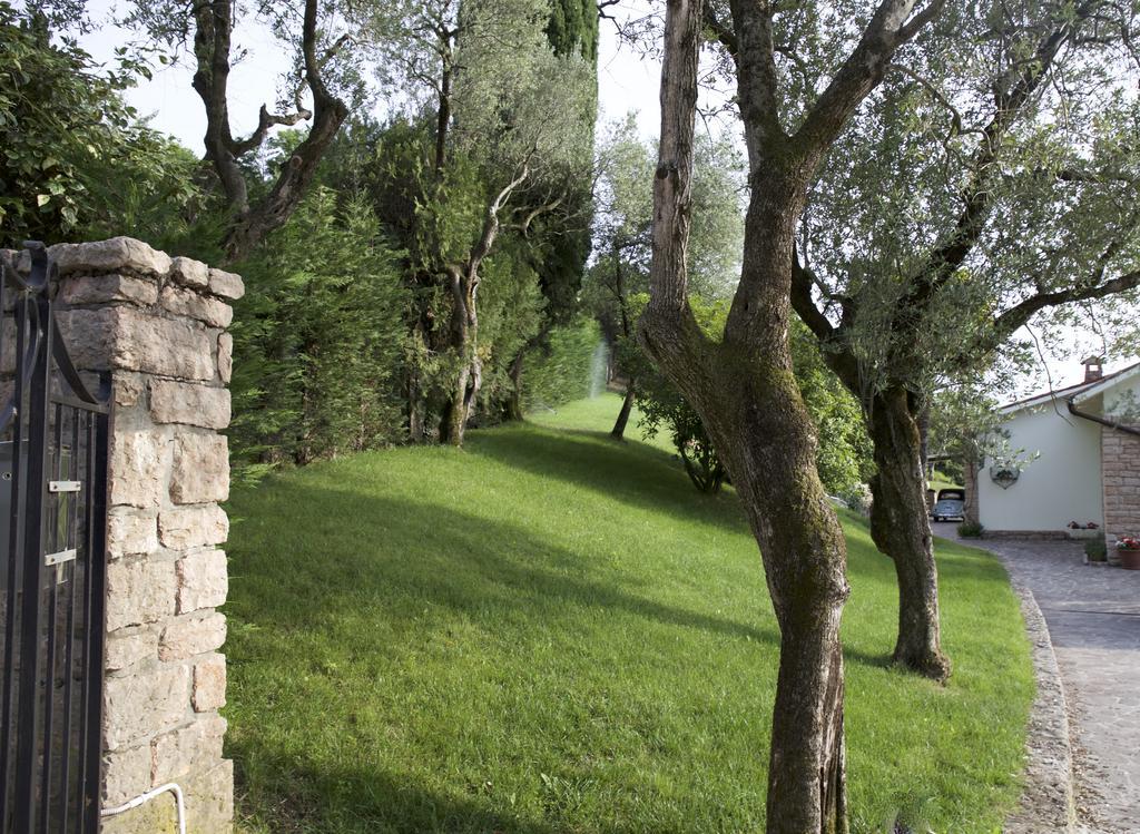 Villa Paola Torri Del Benaco Exterior photo