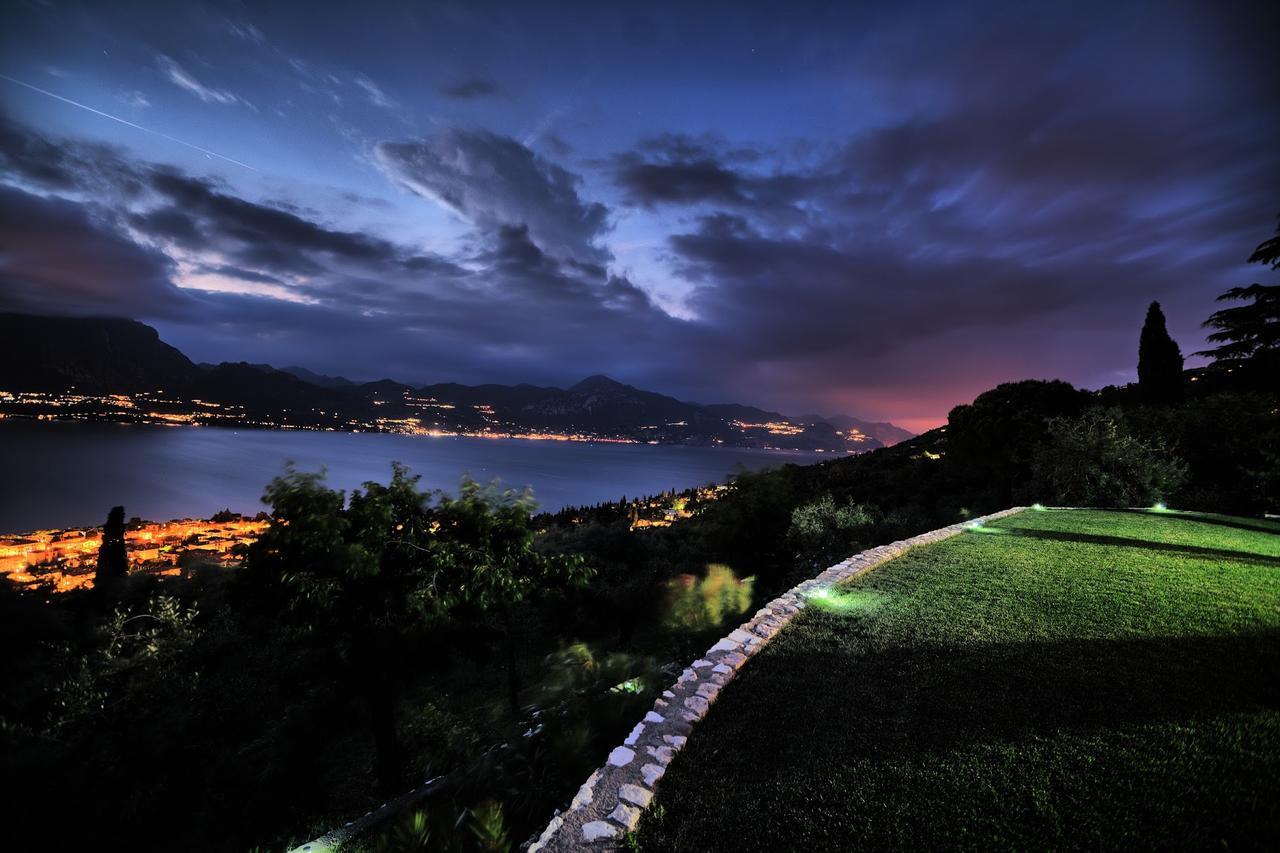 Villa Paola Torri Del Benaco Exterior photo